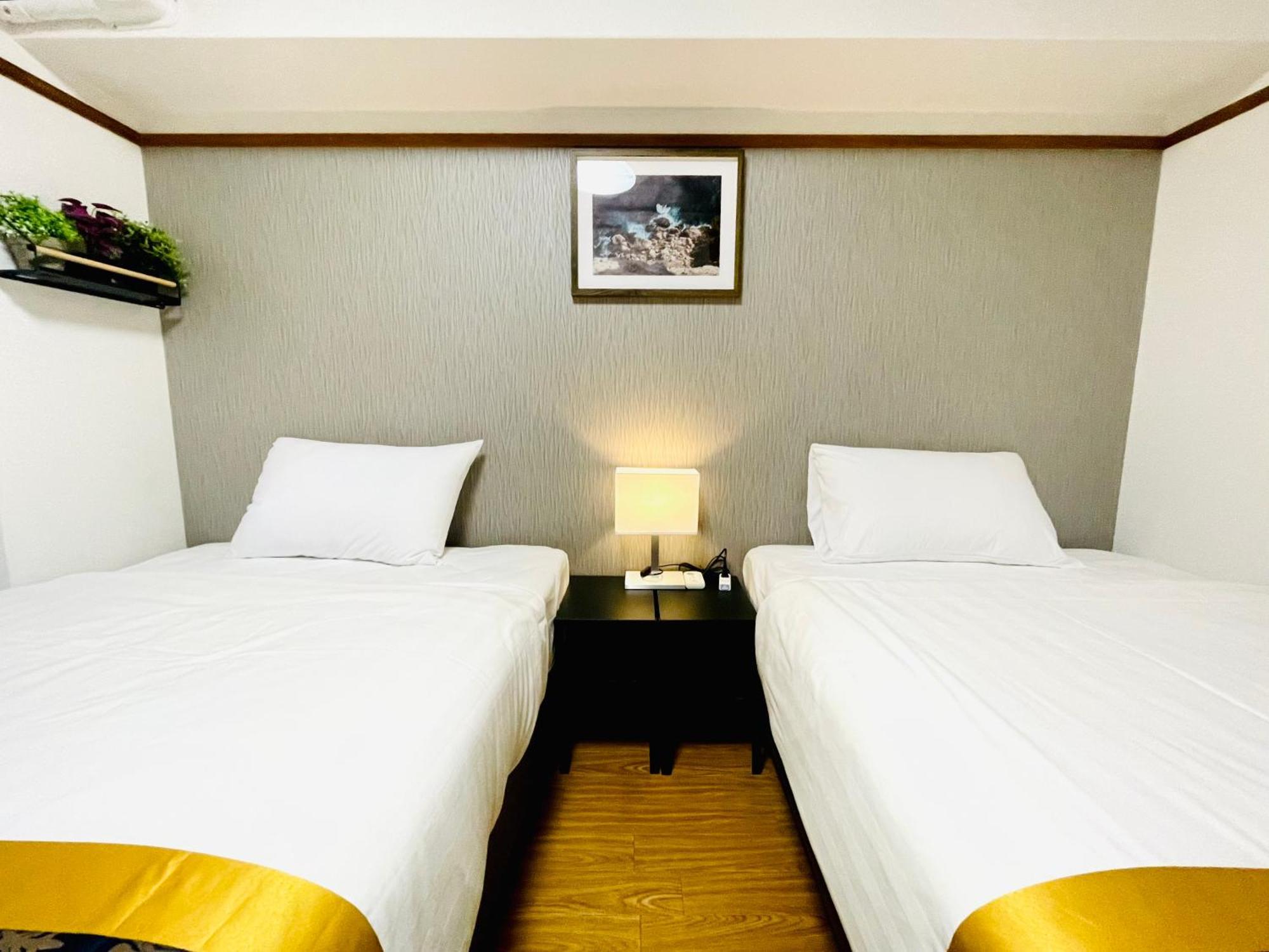 אוסקה 嵐 難波西 民宿 Bed And Breakfast מראה חיצוני תמונה