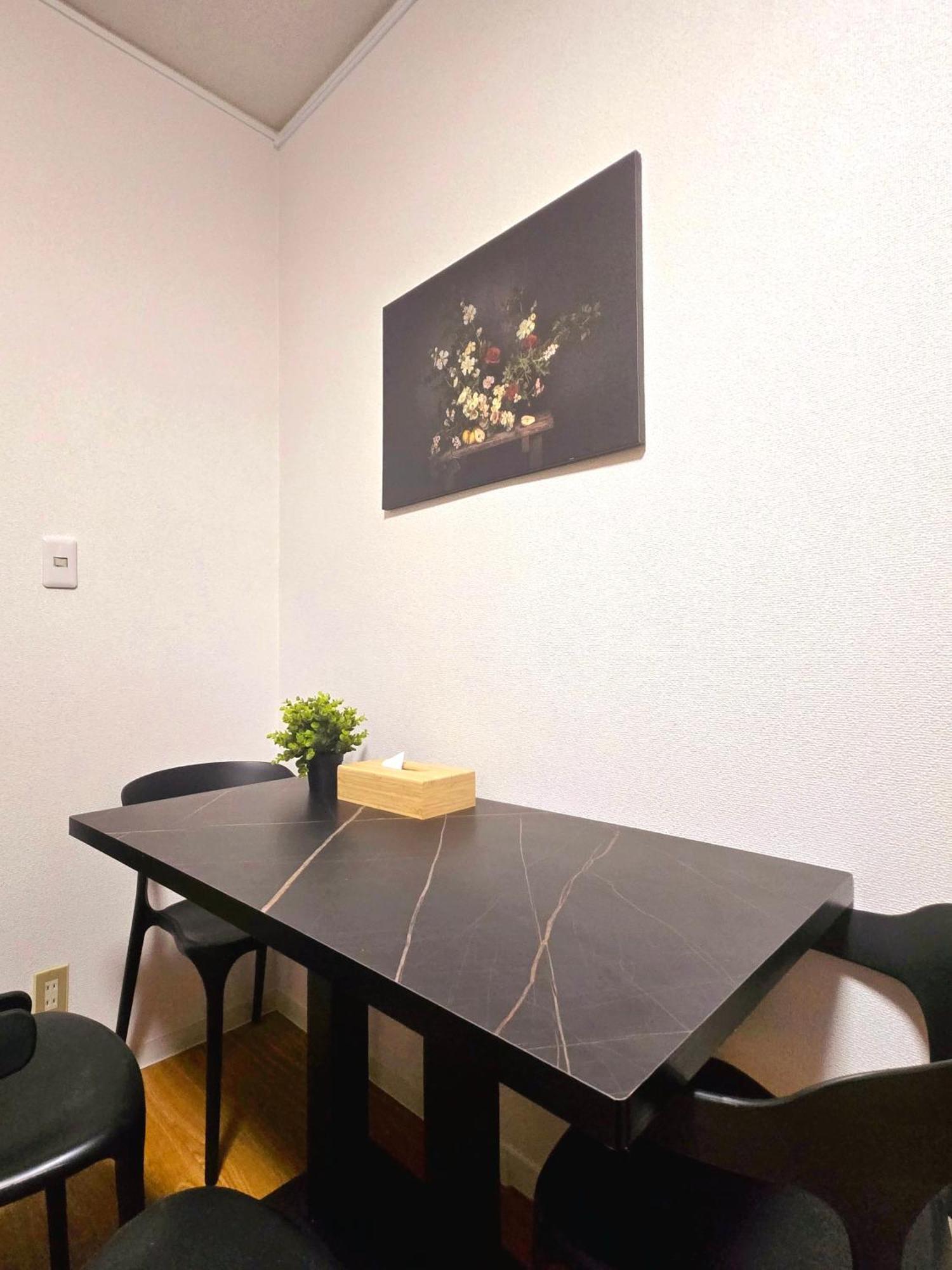 אוסקה 嵐 難波西 民宿 Bed And Breakfast מראה חיצוני תמונה