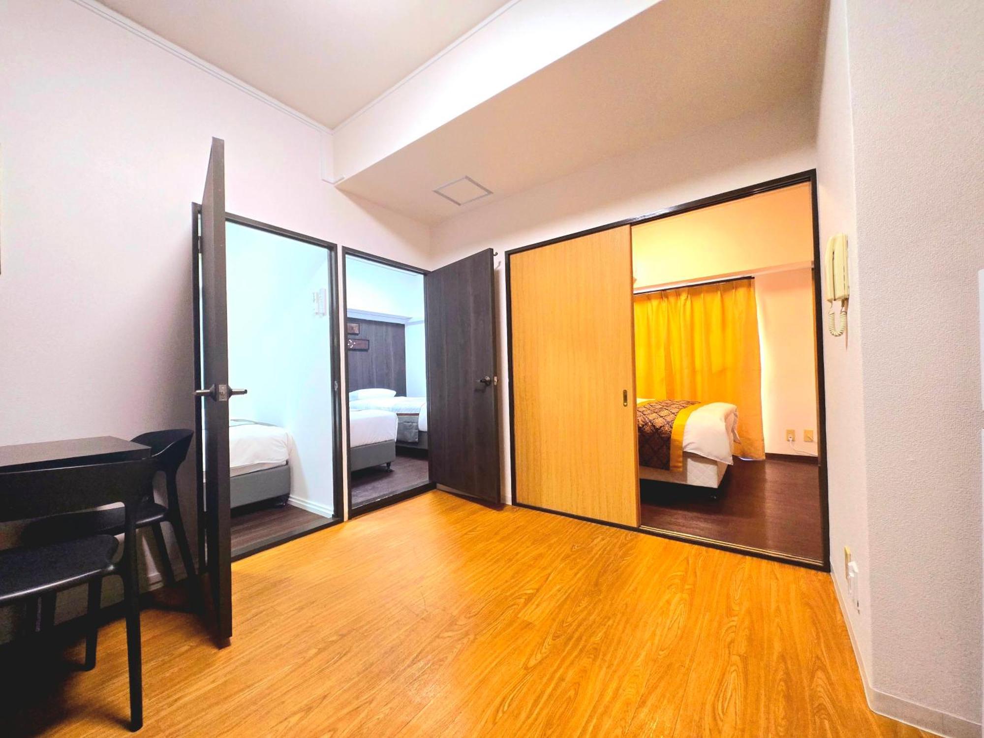 אוסקה 嵐 難波西 民宿 Bed And Breakfast מראה חיצוני תמונה
