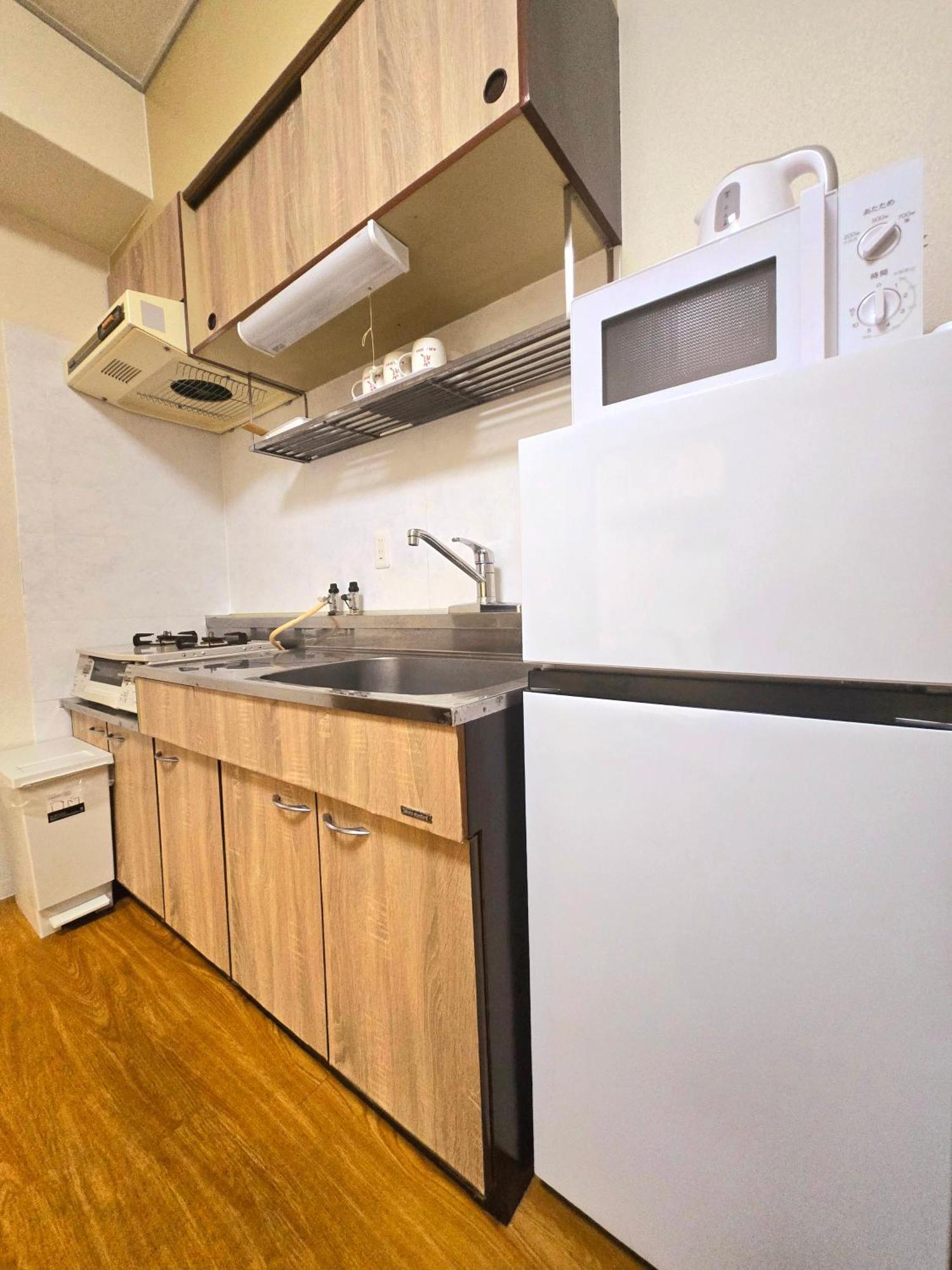 אוסקה 嵐 難波西 民宿 Bed And Breakfast מראה חיצוני תמונה