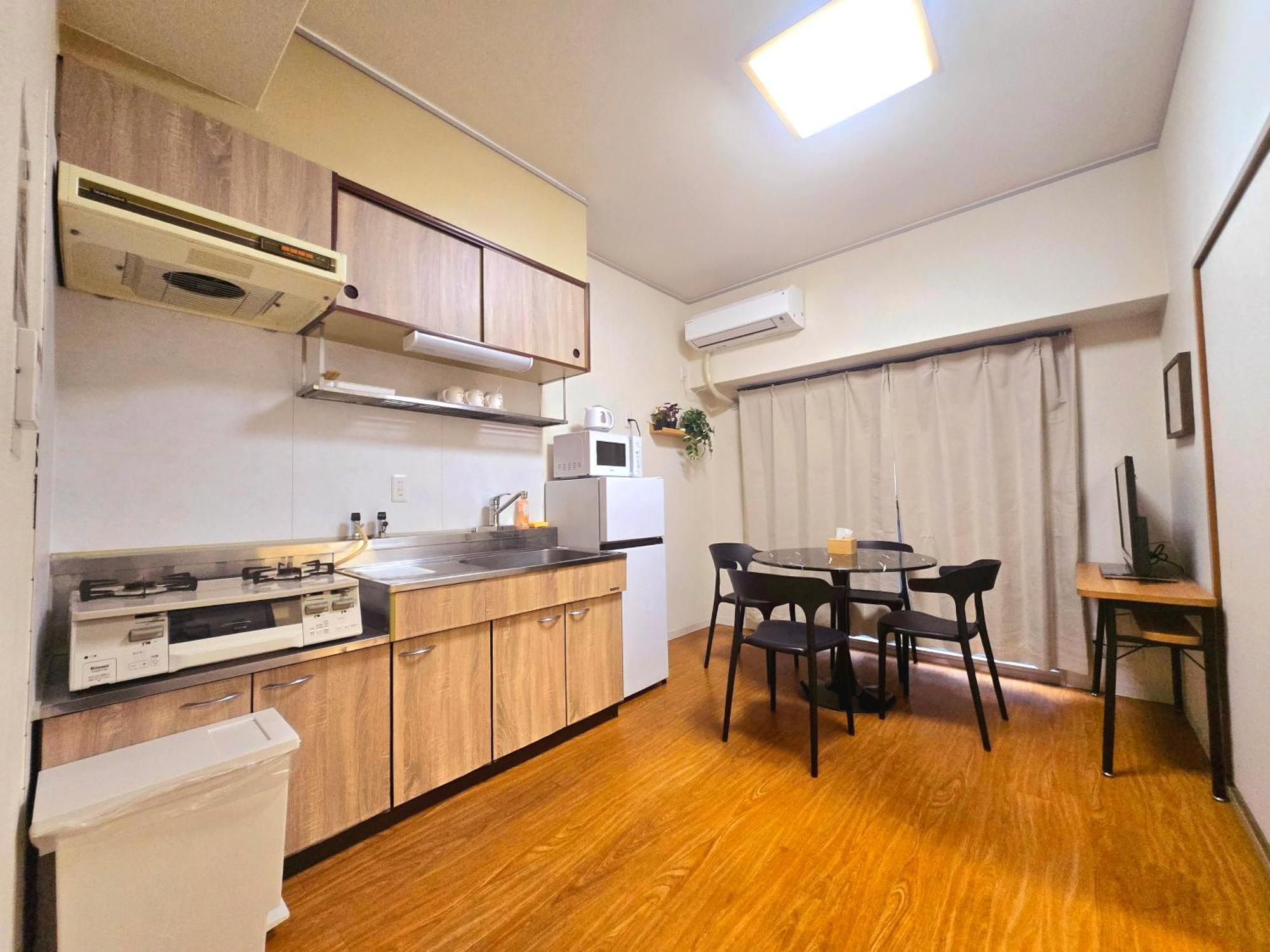 אוסקה 嵐 難波西 民宿 Bed And Breakfast מראה חיצוני תמונה